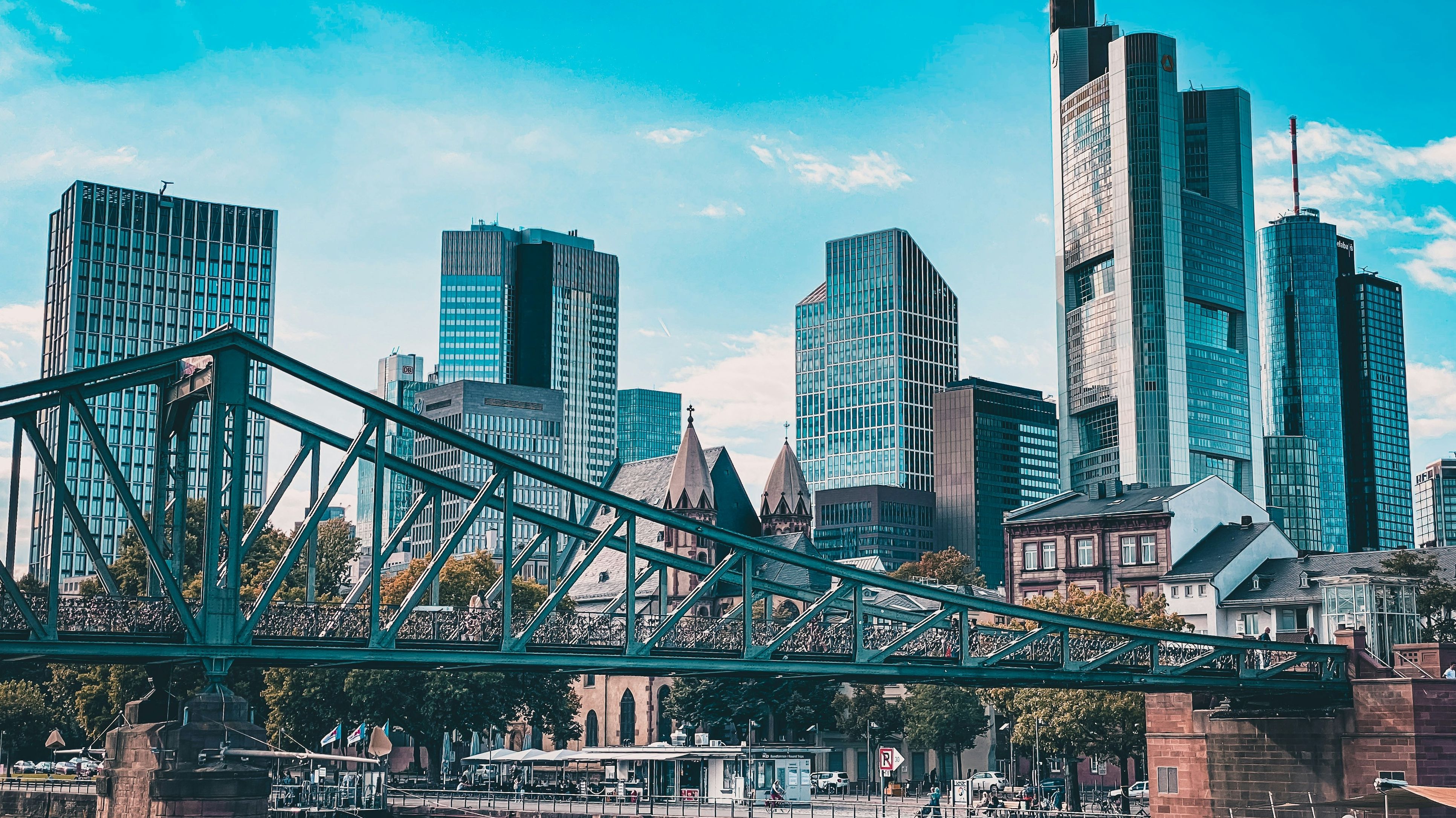 Crypto Exchange Bullish's European Arm Wins MiCA License in Germany